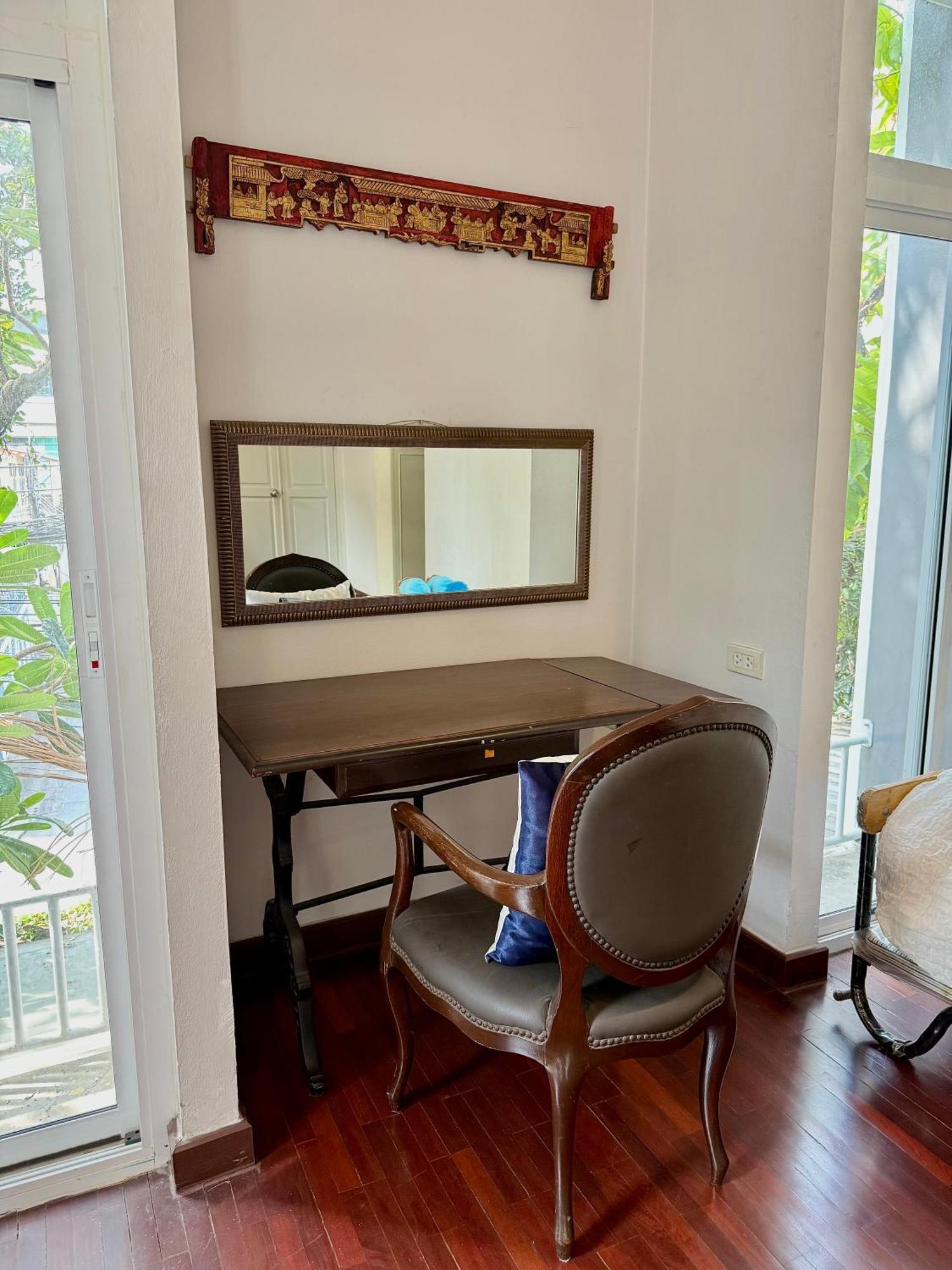 Samsen Suites Spacious 2Br Contemporary Thai Style Bangkok Exterior foto